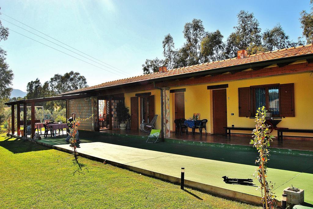 Agriturismo Monte Majore Siliqua Buitenkant foto
