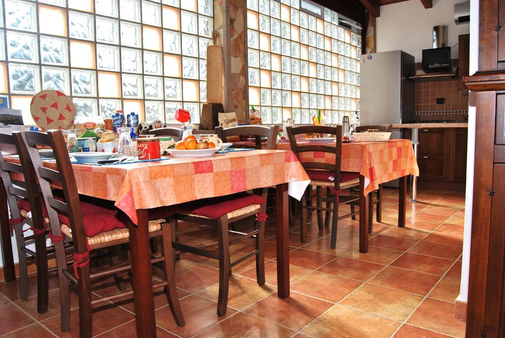 Agriturismo Monte Majore Siliqua Buitenkant foto